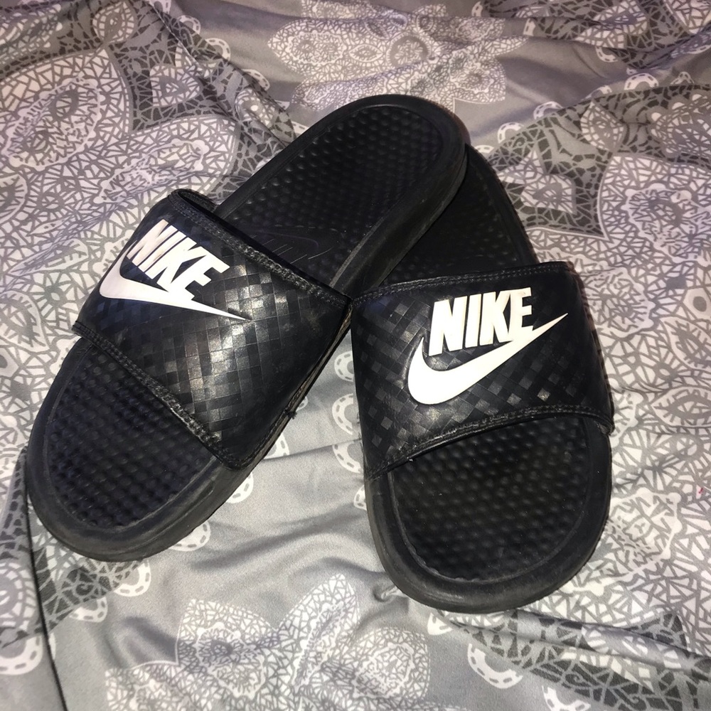 Nike slides